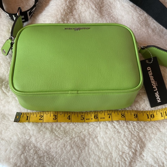 NWT Karl Lagerfeld Crossbody/Camera Bag - Picture 13 of 15